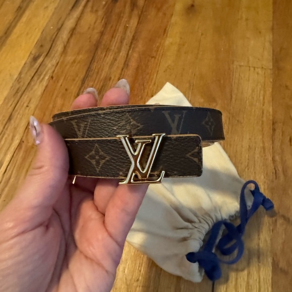 Louis Vuitton LV belt - Picture 1 of 5